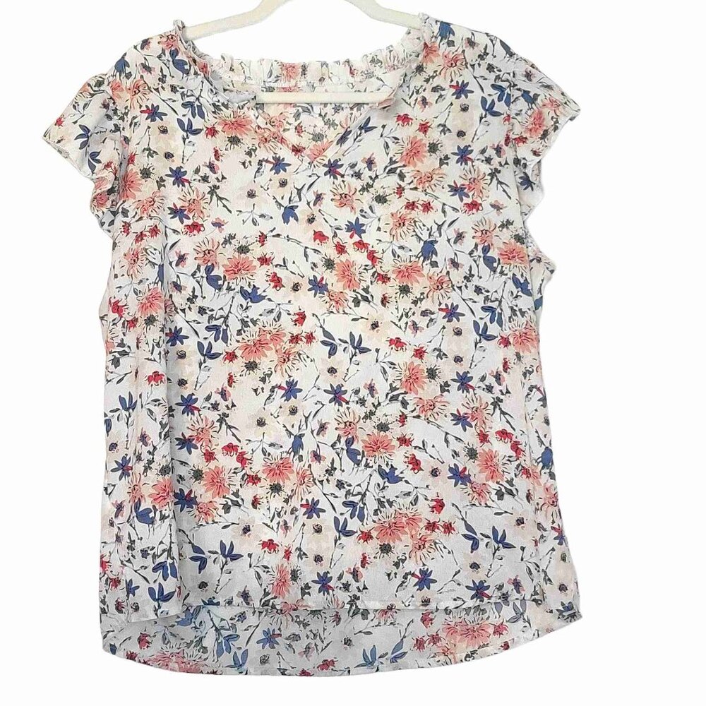 Floral Beige V-Neck Top Short Sleeves and Lightweight